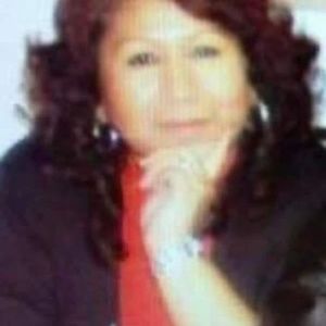 Meet your Posher, Leticia